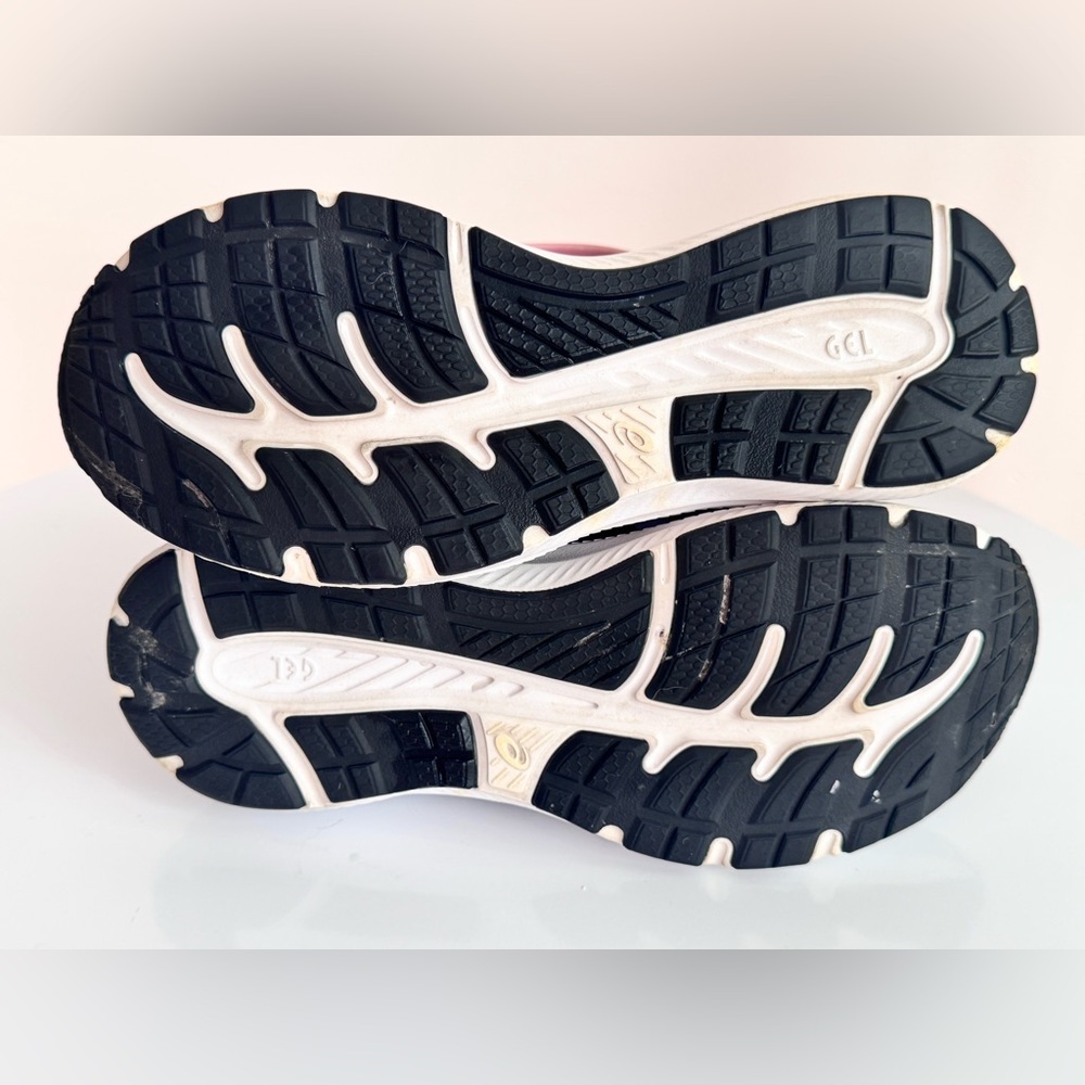 Women’s ASICS Gel-Contend 7 Black and White Running / Walking Shoes size 10.5 - Picture 9 of 10